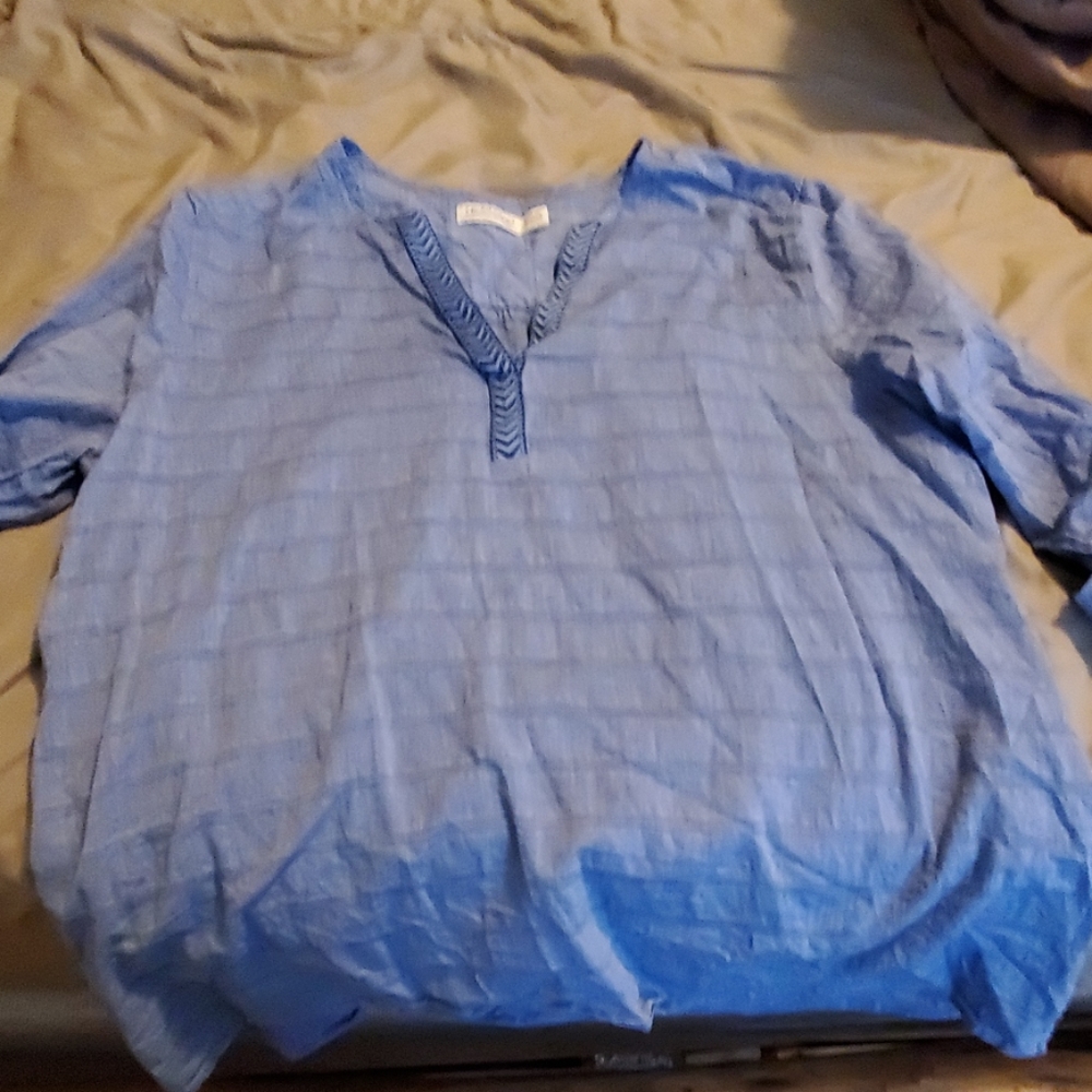 Blue dress shirt